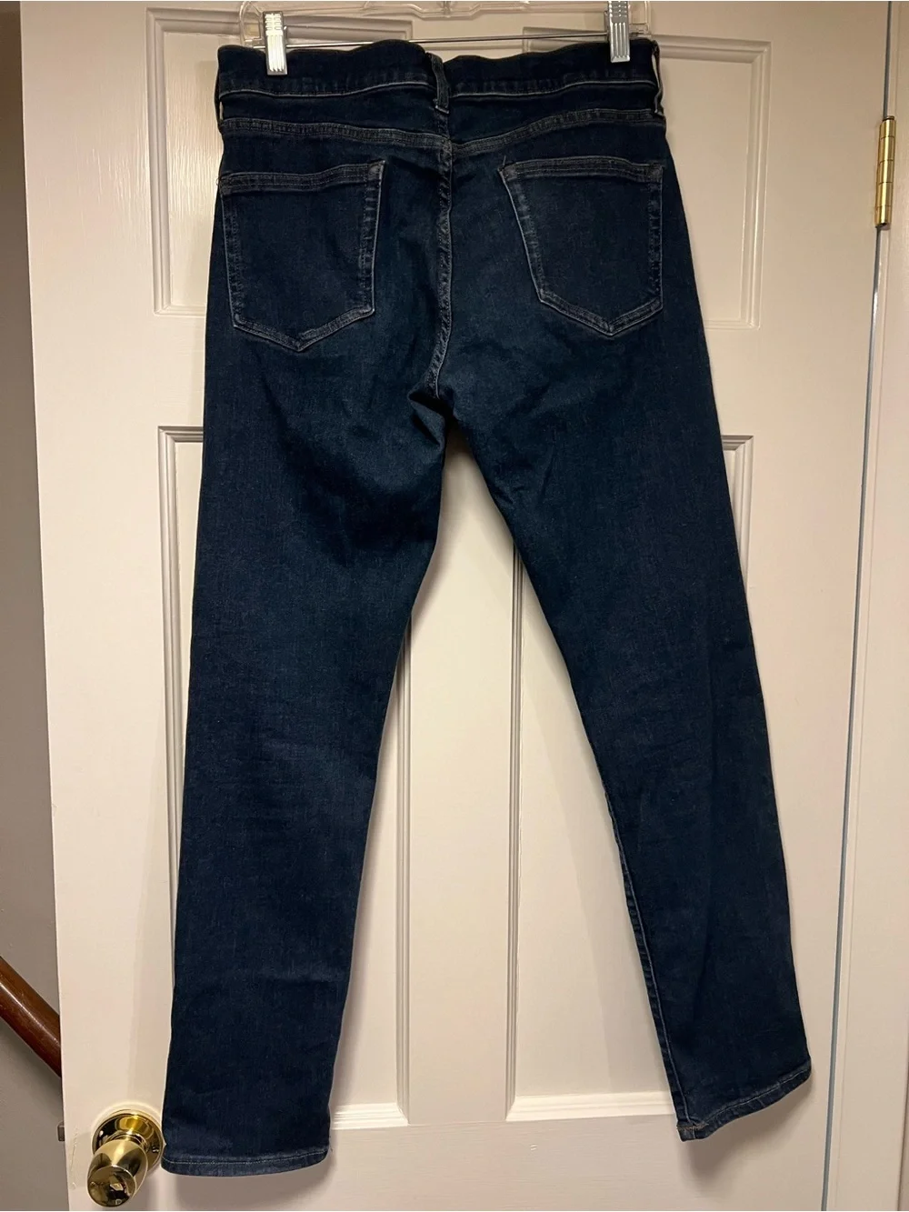 J Crew Classic Men's Dark Blue Denim Jeans style 484 (slimmer cut) size 30W x 32